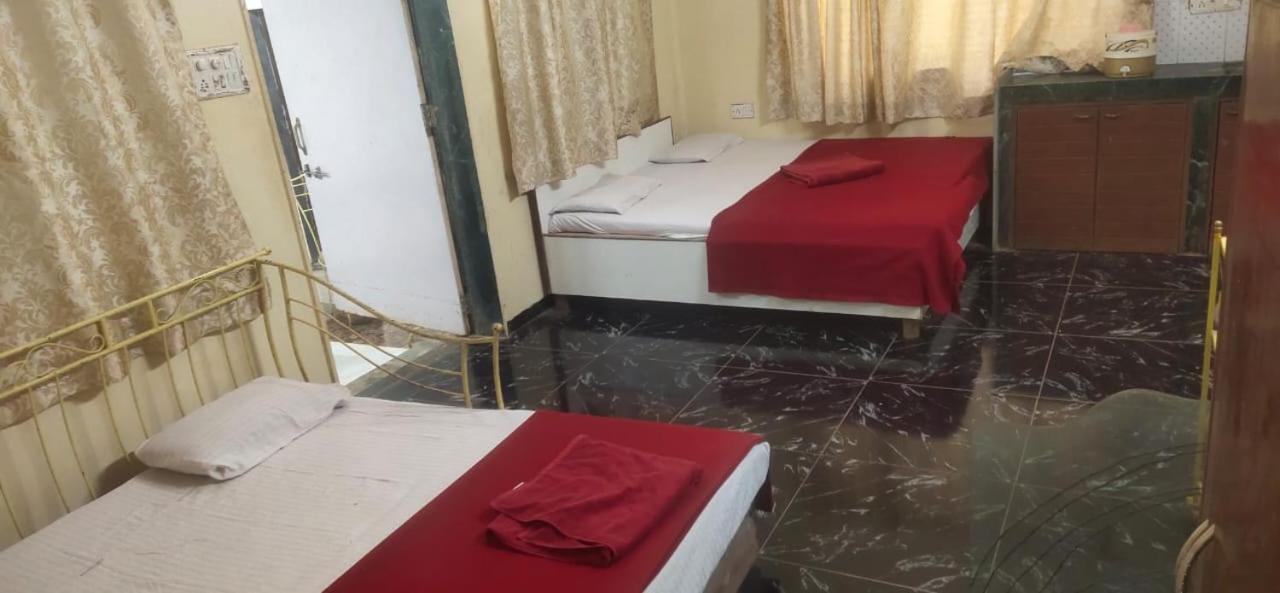 Hotel Hilltone- Matheran Eksteriør bilde