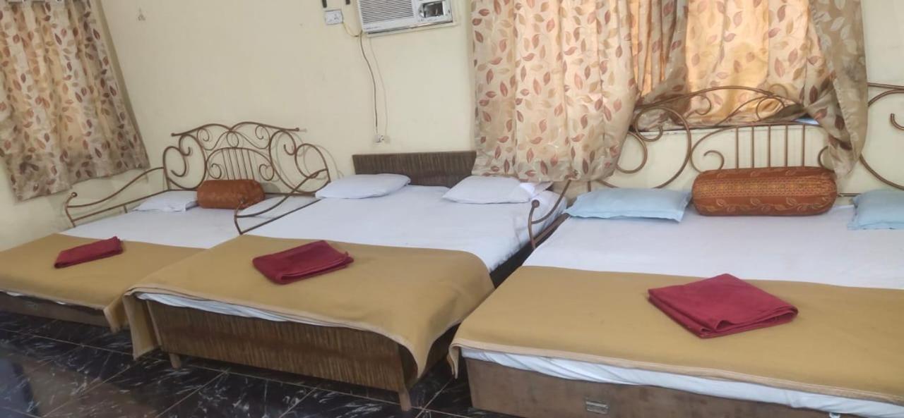 Hotel Hilltone- Matheran Eksteriør bilde