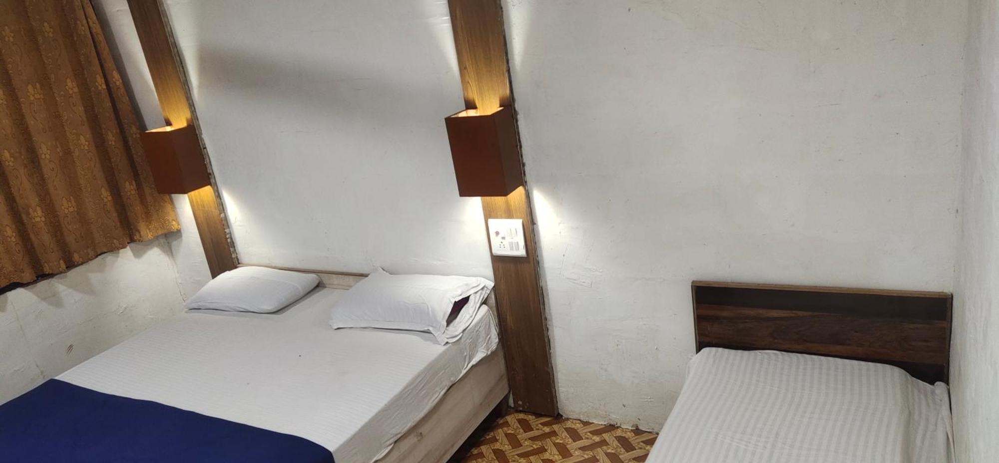 Hotel Hilltone- Matheran Eksteriør bilde