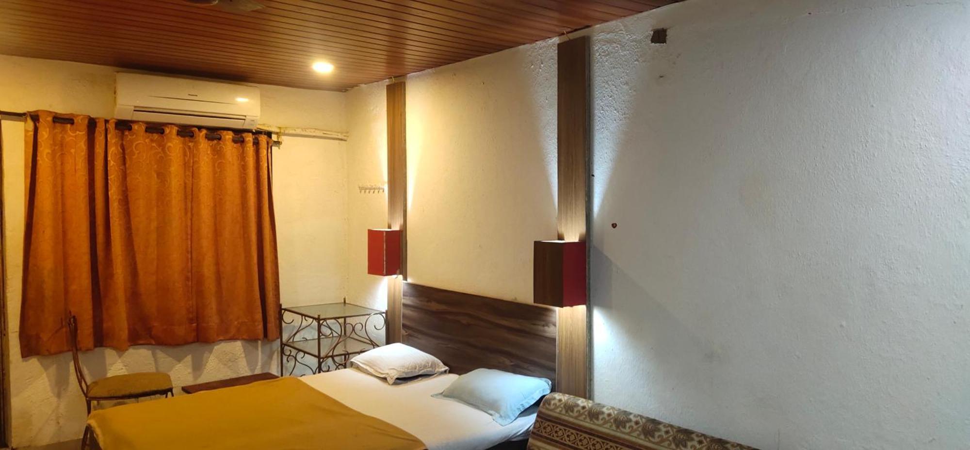 Hotel Hilltone- Matheran Eksteriør bilde